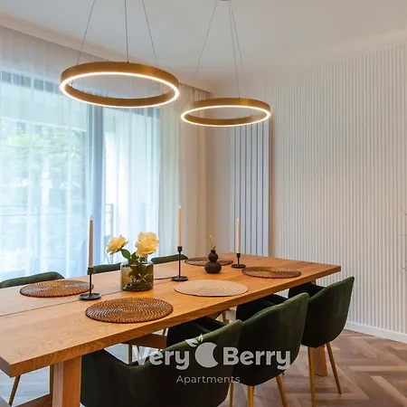 Apartament Very Berry - Bukowska 18c - Apartament With Balcony&garage - Check In 24h *