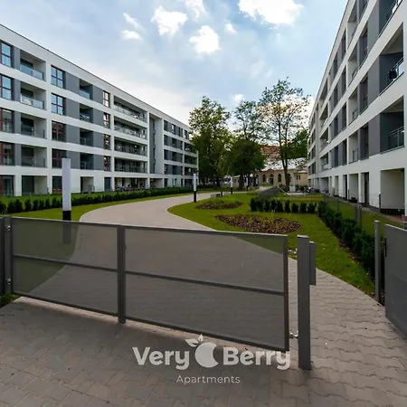 Very Berry - Bukowska 18c - Apartament With Balcony And Garage - Check In 24h